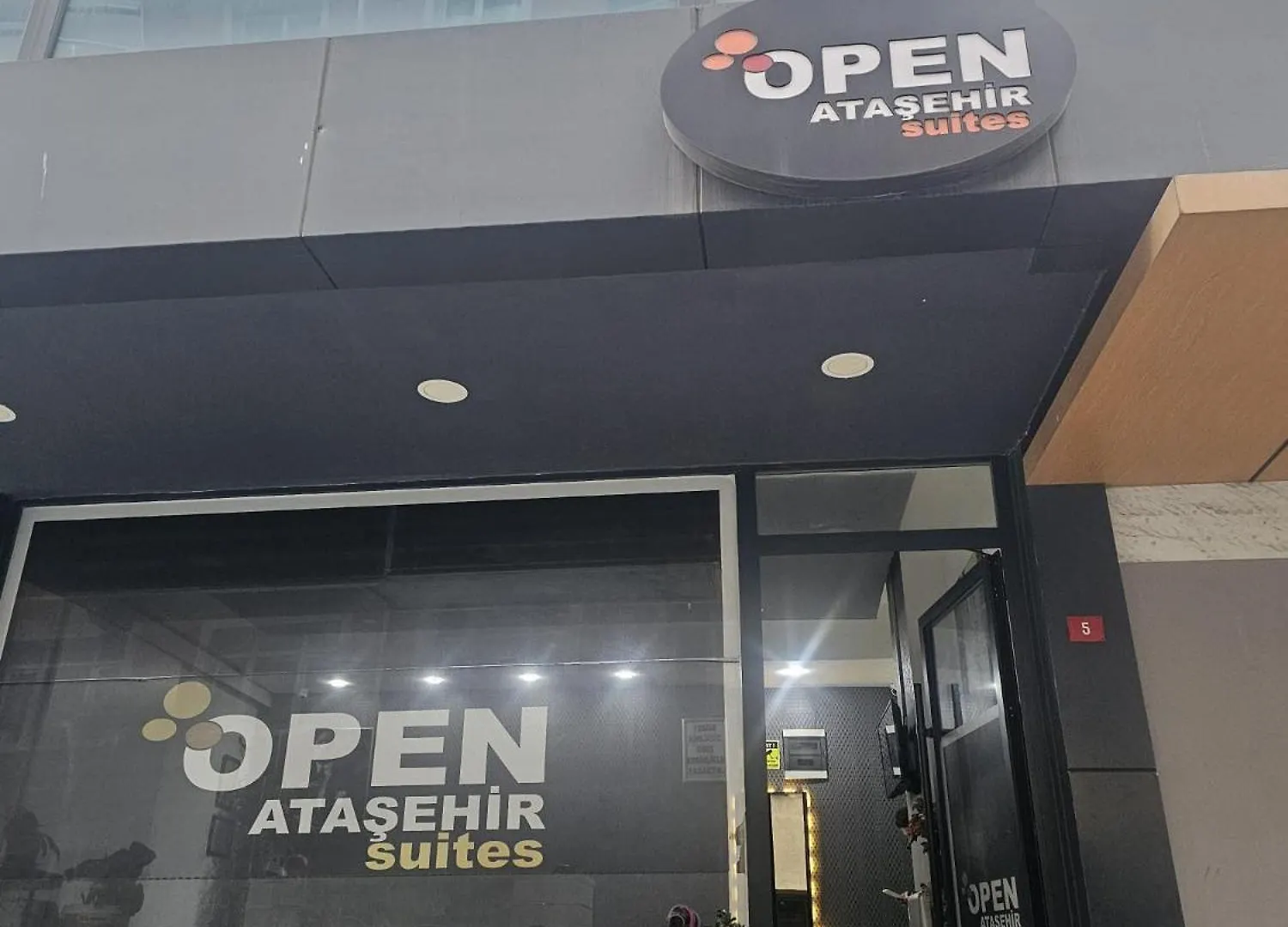 Open Atasehir Suit イスタンブール